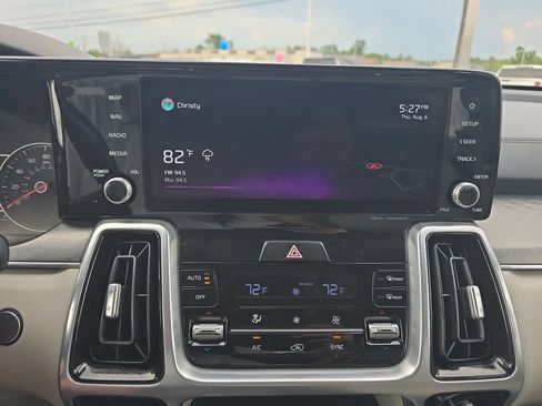 Used 2022 Kia Sorento SX AWD/4WD image 30