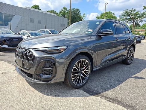 New 2026 Audi SQ5 Premium Plus AWD/4WD image 2