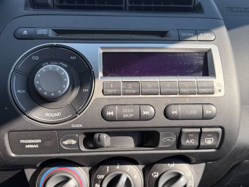Used 2008 Honda Fit image 19