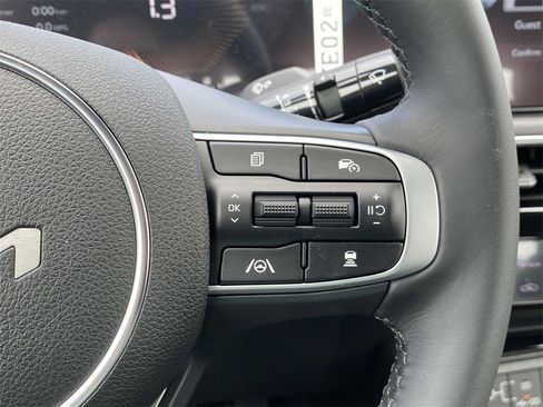 New 2025 Kia K5 GT-Line image 17