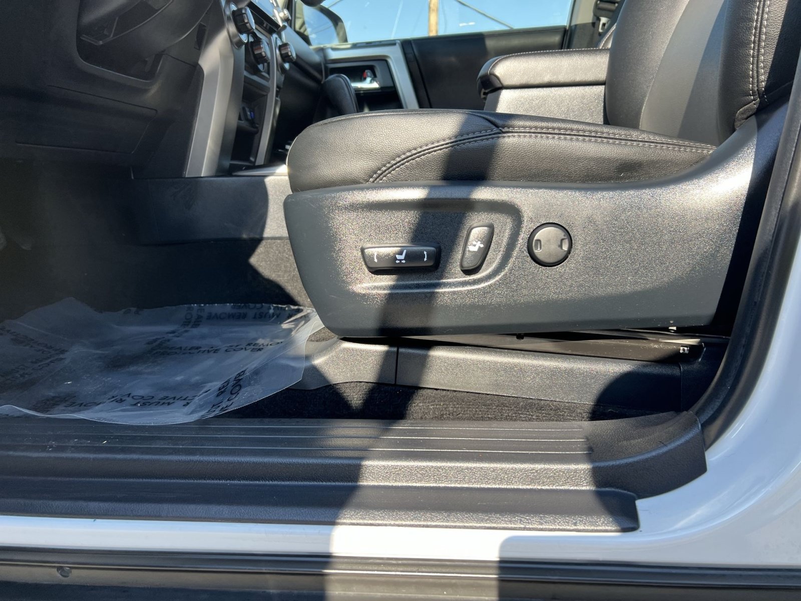 Used 2024 Toyota 4Runner SR5 Premium w/ Moonroof Package AWD/4WD image 14
