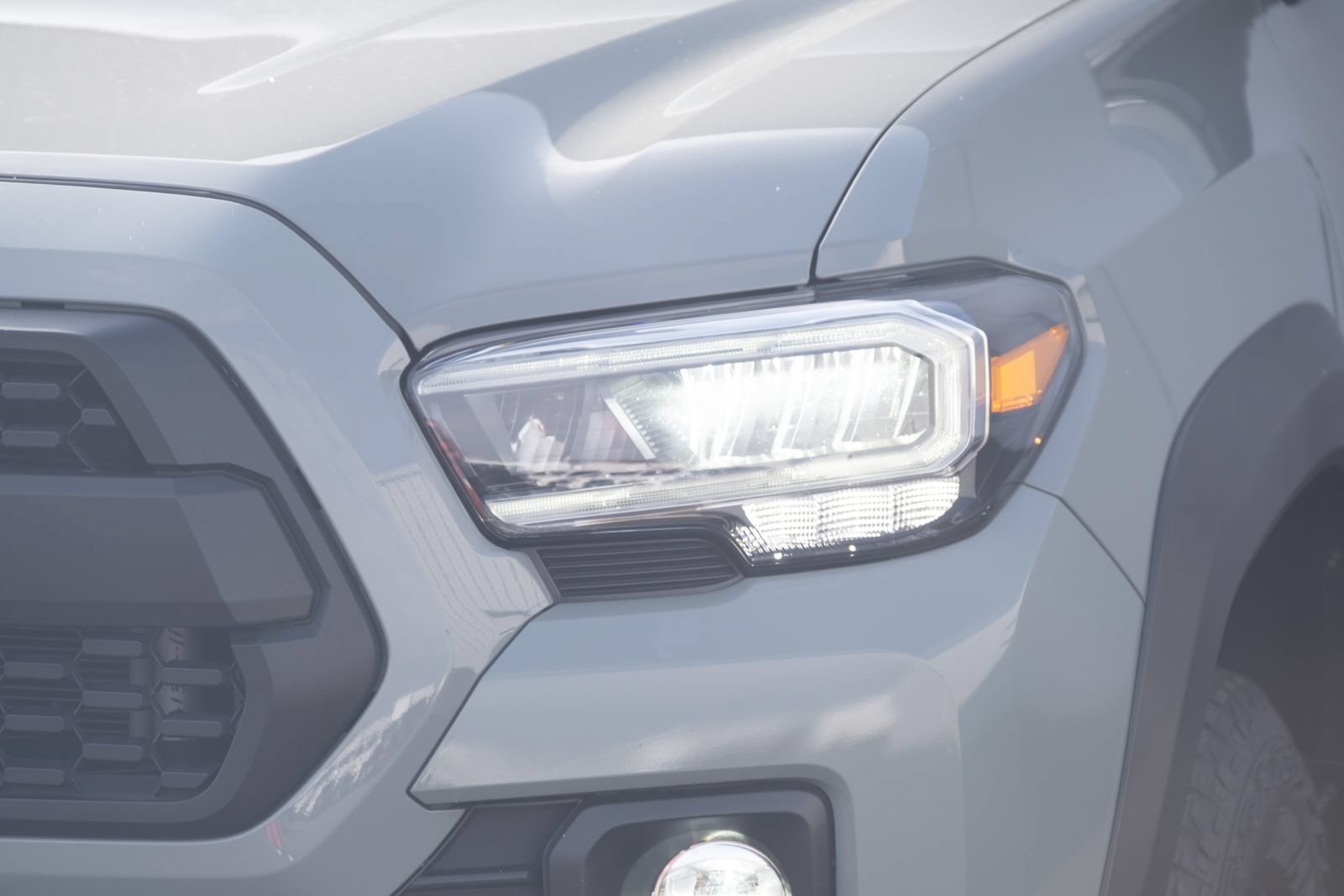 Used 2023 Toyota Tacoma TRD Off-Road AWD/4WD image 16