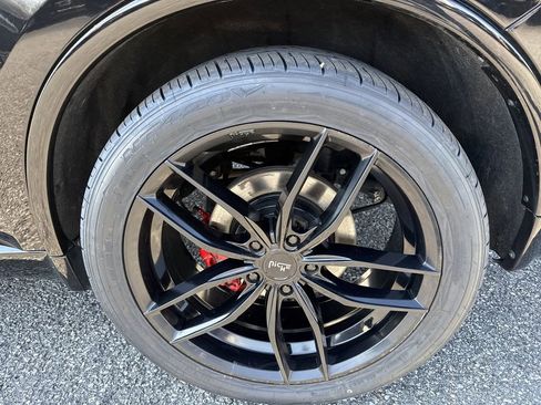 Used 2022 Dodge Durango R/T w/ Blacktop Package image 19