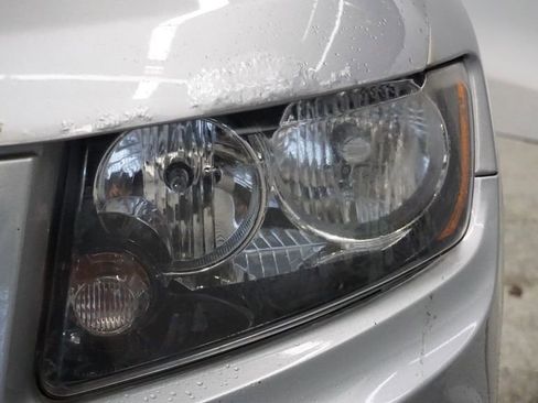 Used 2014 Jeep Compass Latitude w/ Sun/Sound Group image 12