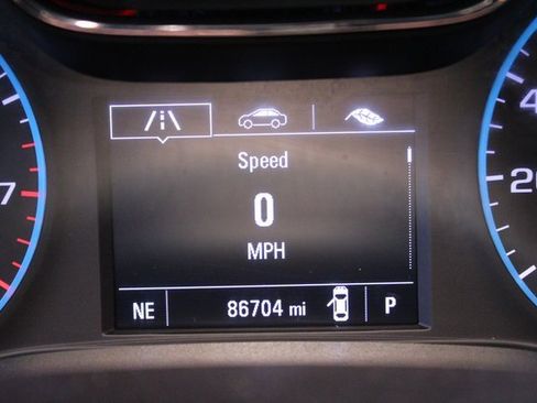 Used 2016 Chevrolet Cruze LT image 22