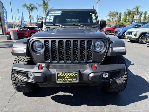 Used 2025 Jeep Wrangler Rubicon image 35