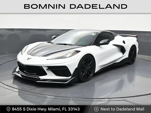Used 2025 Chevrolet Corvette Stingray Preferred Conv w/ Z51 Performance Package RWD image 1