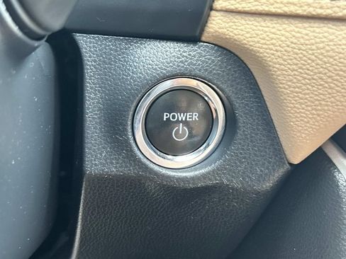 Used 2024 Toyota RAV4 XLE AWD/4WD image 33