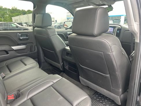 Used 2018 Chevrolet Silverado 1500 LTZ Z71 w/ LTZ Plus Package AWD/4WD image 41
