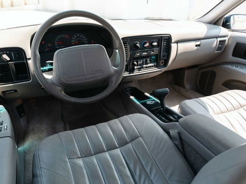 Used 1996 Chevrolet Impala SS image 28