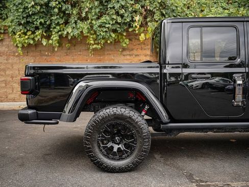 Used 2020 Jeep Gladiator Rubicon image 10