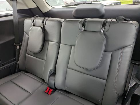 New 2026 Ford Explorer Active RWD image 16