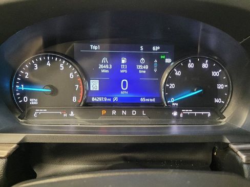 Used 2021 Ford Explorer Limited w/ Equipment Group 301A AWD/4WD image 23