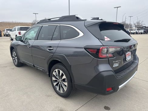 Used 2025 Subaru Outback Touring image 23