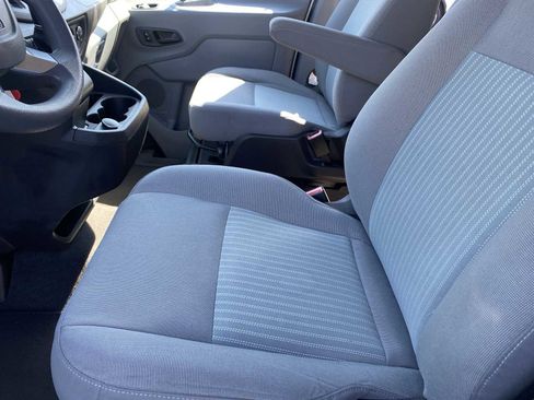Used 2019 Ford Transit 350 XLT image 21