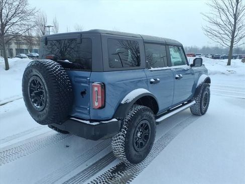 Used 2023 Ford Bronco Wildtrak image 4