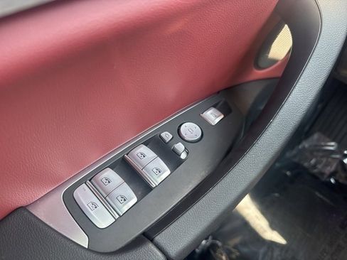 Certified 2023 BMW X3 xDrive30i w/ Premium Package image 18