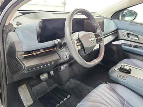 Used 2023 Nissan Ariya image 10