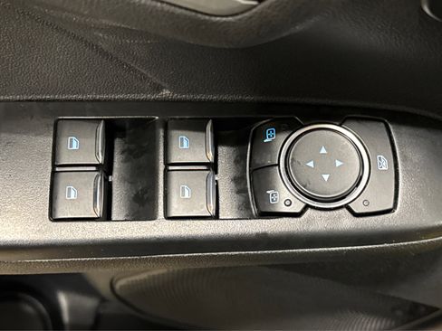 Used 2025 Ford Escape Platinum image 17