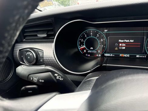 Used 2019 Ford Mustang GT Premium w/ GT Performance Package RWD image 29