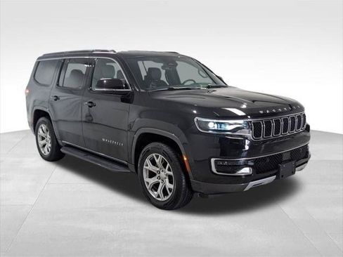 Certified 2022 Jeep Wagoneer Series II w/ Rear Seat Video Group 1 AWD/4WD image 1