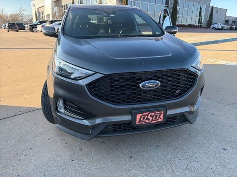 Used 2019 Ford Edge ST w/ Convenience Package image 4