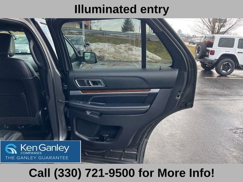 Used 2018 Ford Explorer Limited image 58