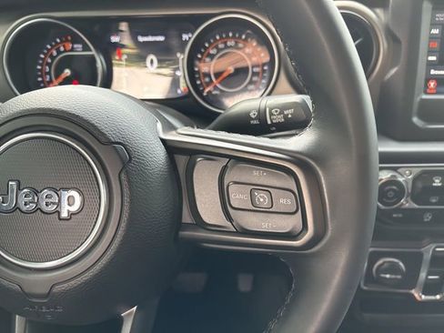 Used 2021 Jeep Wrangler Unlimited Sport image 26