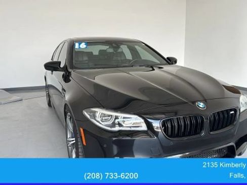 Used 2016 BMW M5 RWD image 30