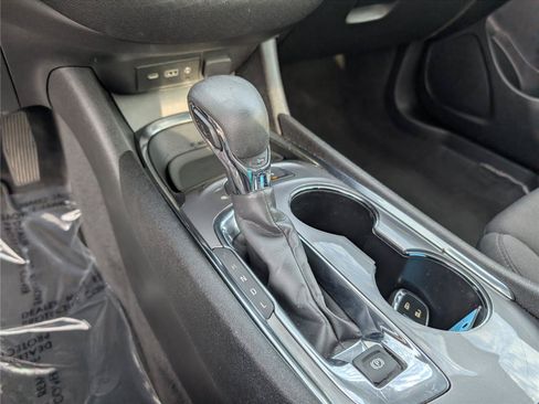 Used 2024 Chevrolet Malibu LT FWD image 19