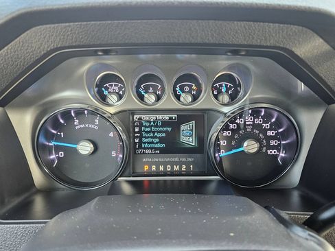 Used 2015 Ford F250 Lariat w/ Lariat Interior Package AWD/4WD image 15