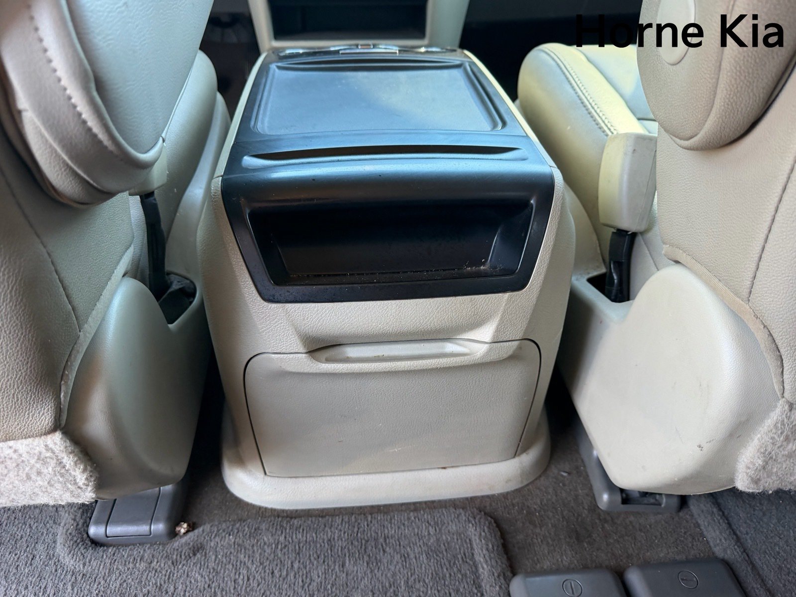 Used 2017 Toyota Sienna XLE w/ XLE Navigation Package FWD image 18
