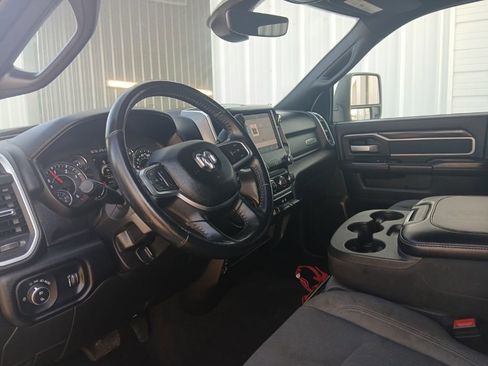 Used 2024 RAM 3500 Big Horn AWD/4WD image 36