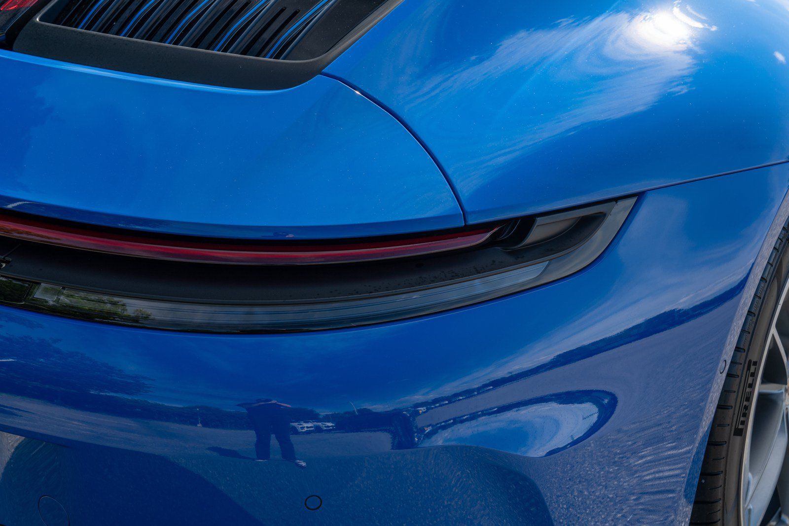 Certified 2025 Porsche 911 Carrera RWD image 14