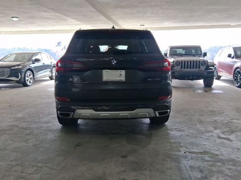 Certified 2023 BMW X5 sDrive40i image 9