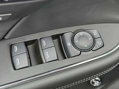 New 2025 Buick Envision Preferred image 19