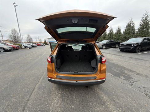 Used 2018 Chevrolet Equinox LS image 24