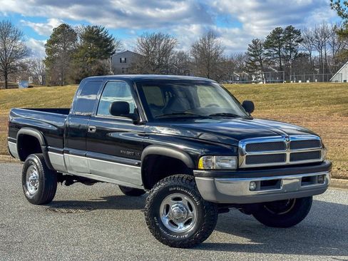 Used 2001 Dodge Ram 2500 Truck 4x4 Quad Cab image 7