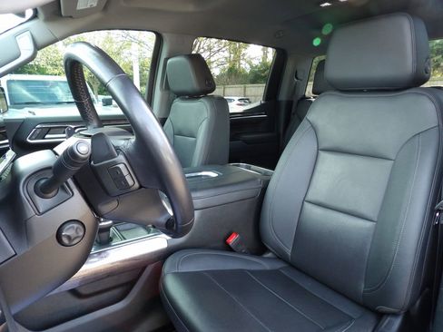 Used 2022 Chevrolet Silverado 1500 LTZ w/ Z71 Off-Road Package image 13