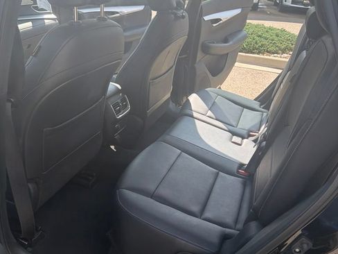 Used 2019 INFINITI QX50 Luxe w/ Navigation Package AWD/4WD image 12