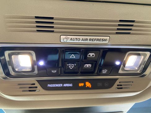 Used 2024 Lincoln Nautilus Reserve w/ Equipment Group 202A image 45