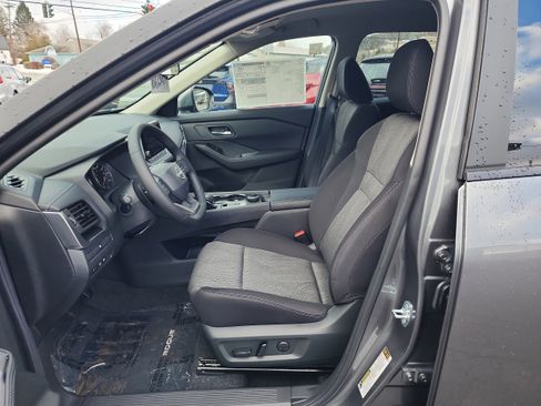 New 2026 Nissan Rogue SV image 11