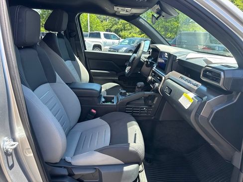 Certified 2026 Toyota Tacoma TRD Off-Road AWD/4WD image 32