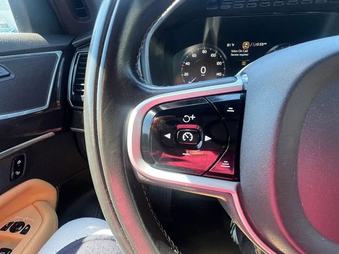 Used 2018 Volvo XC90 T6 Momentum w/ Convenience Package AWD/4WD image 20