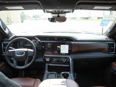 Used 2026 GMC Sierra 2500 Denali Ultimate AWD/4WD image 15