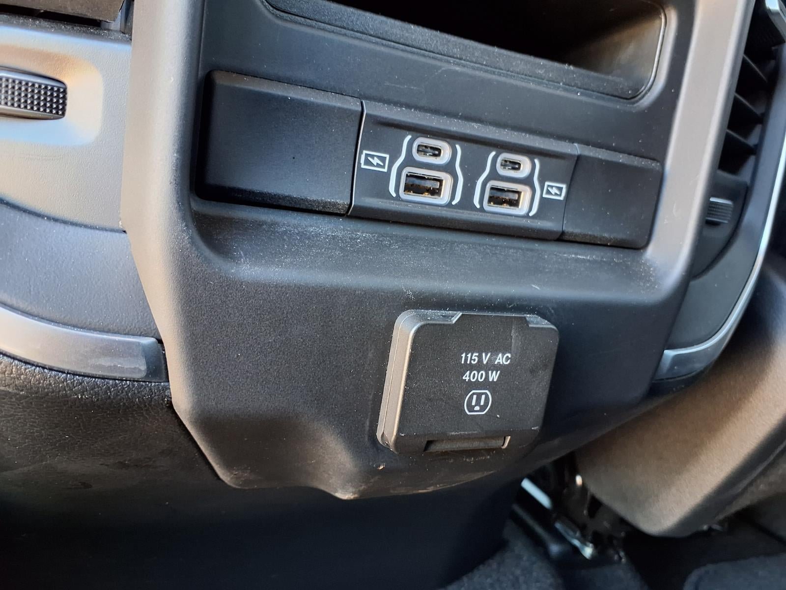 Used 2025 RAM 1500 Big Horn AWD/4WD image 32