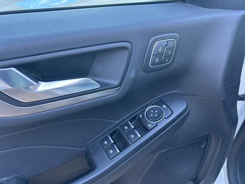 Used 2022 Ford Escape Titanium w/ Class II Trailer Tow Package image 19