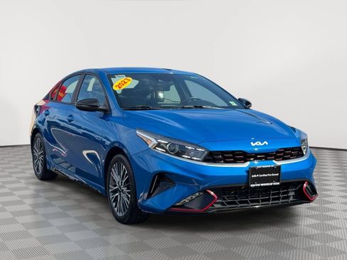 Used 2023 Kia Forte GT-Line FWD image 3
