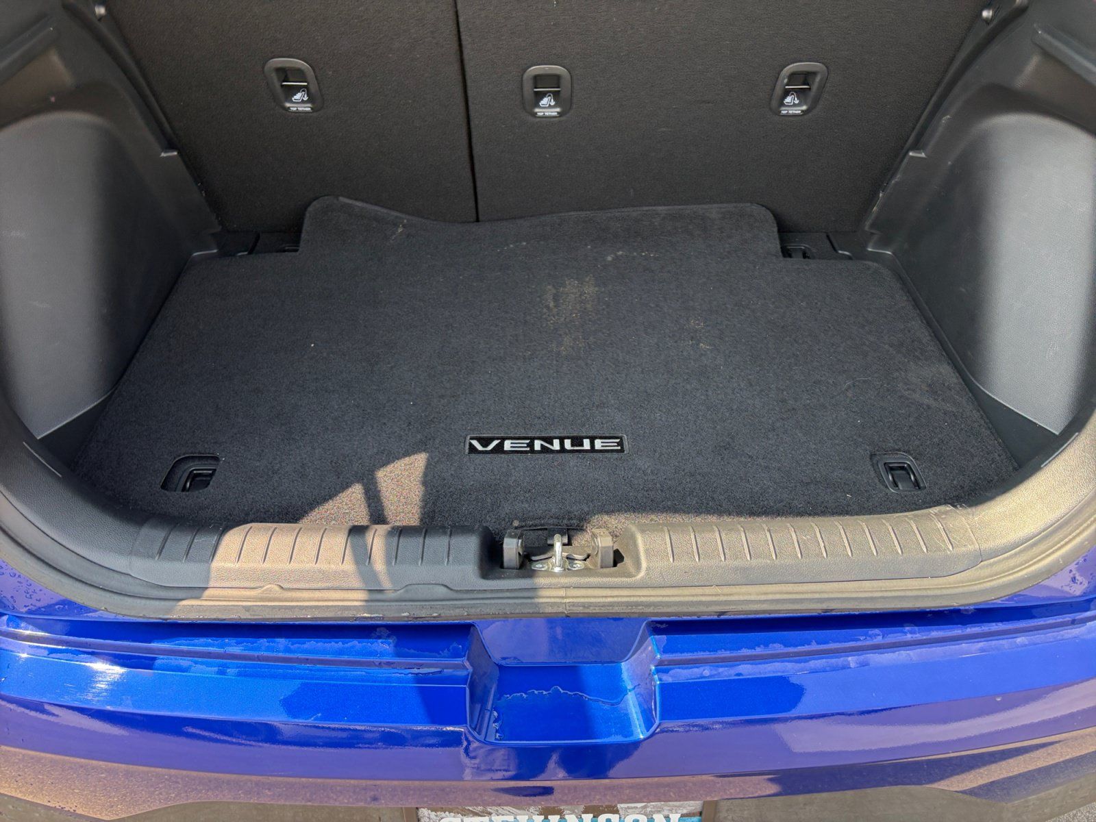 Certified 2025 Hyundai Venue SE FWD image 32