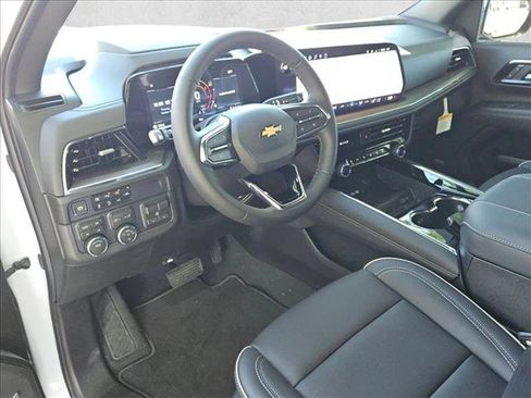 New 2026 Chevrolet Tahoe Premier image 3